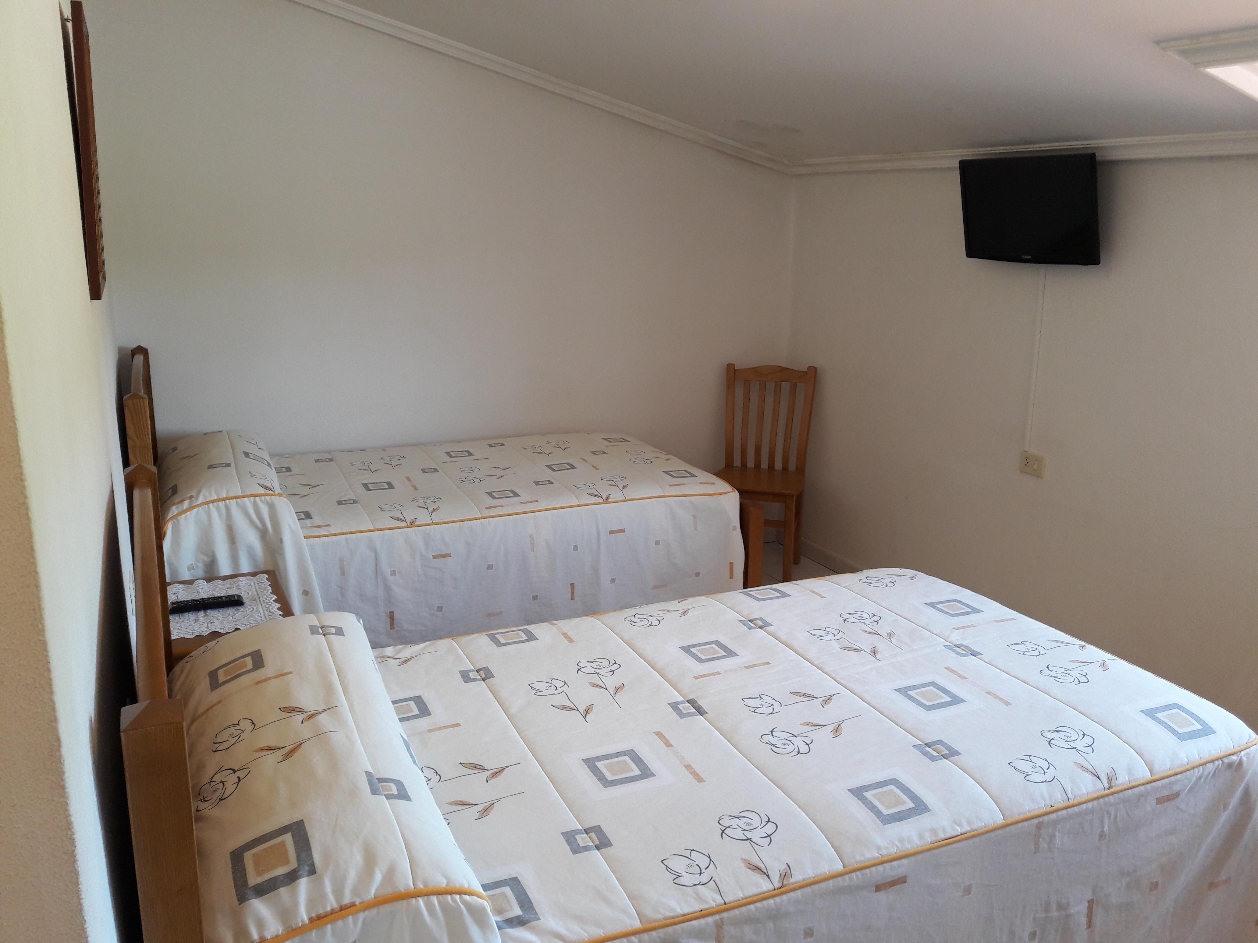 Hostal Sequeiros San Ciprián de Viñas Екстериор снимка