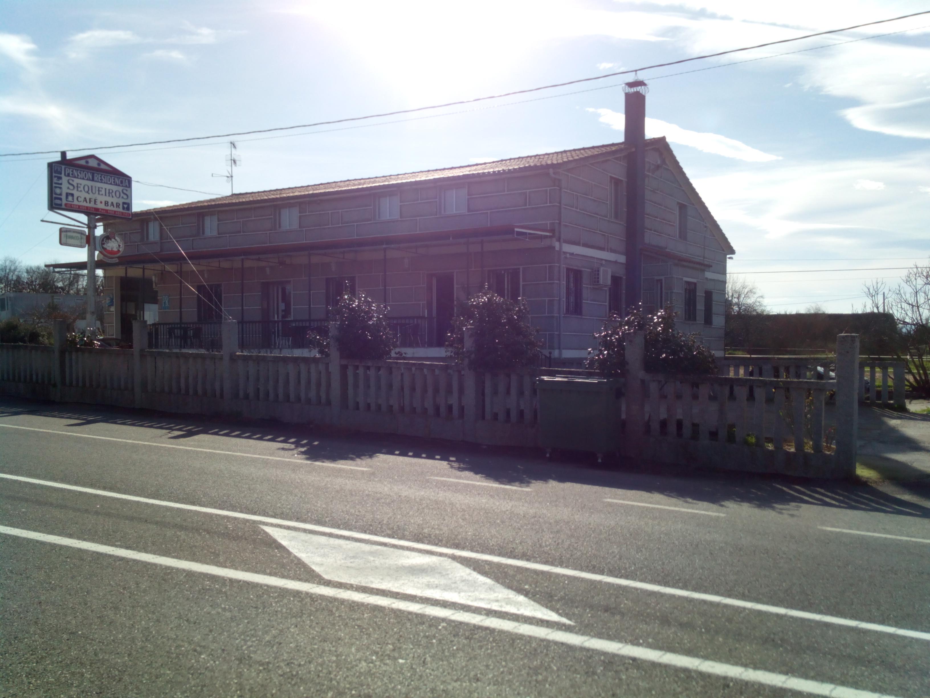 Hostal Sequeiros San Ciprián de Viñas Екстериор снимка