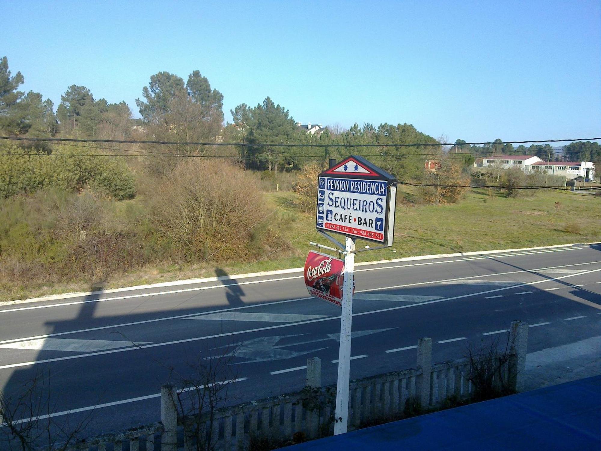 Hostal Sequeiros San Ciprián de Viñas Екстериор снимка