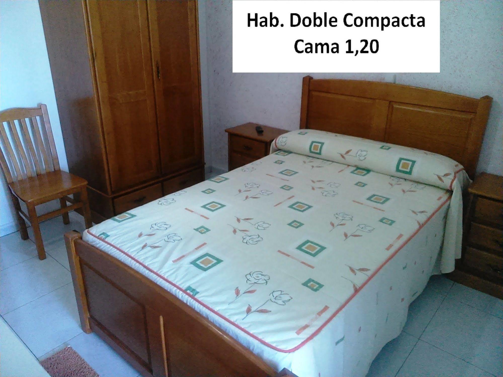Hostal Sequeiros San Ciprián de Viñas Екстериор снимка