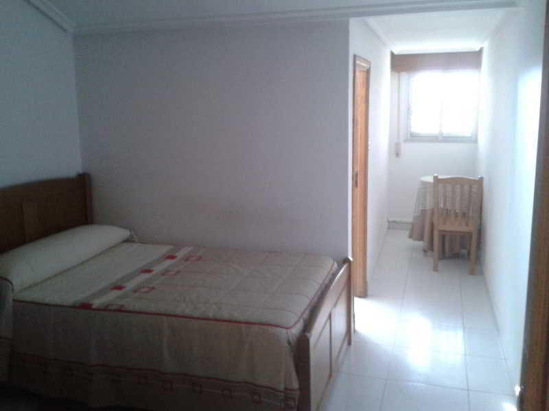 Hostal Sequeiros San Ciprián de Viñas Екстериор снимка
