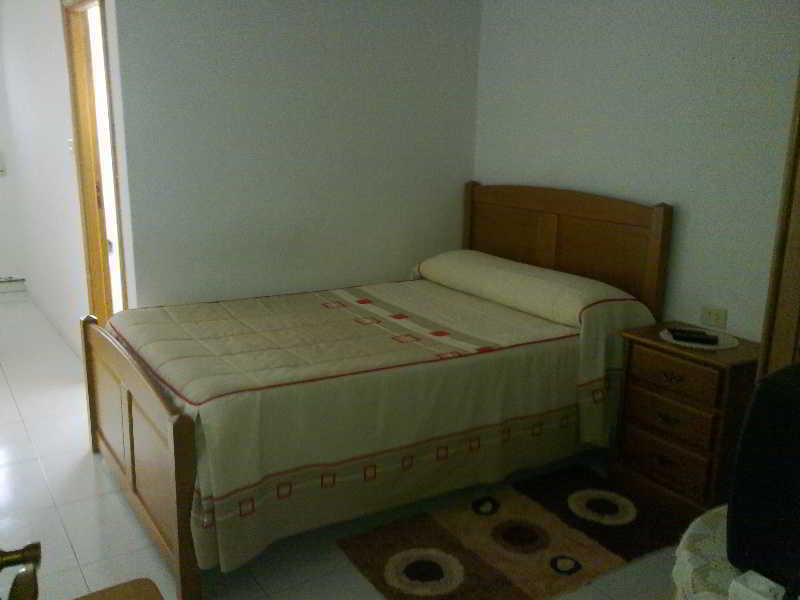 Hostal Sequeiros San Ciprián de Viñas Екстериор снимка